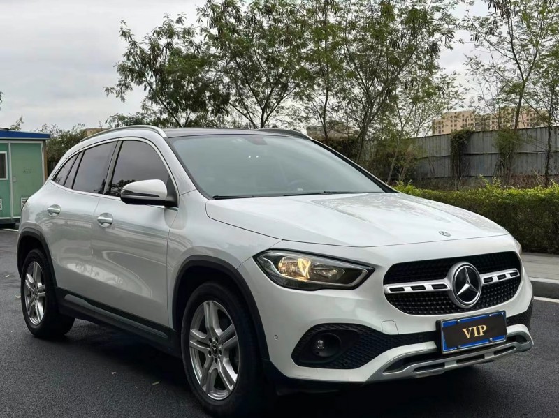 东莞21年奔驰GLA2