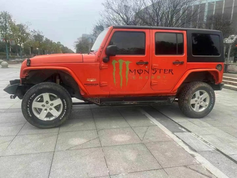 新余15年Jeep牧馬人2