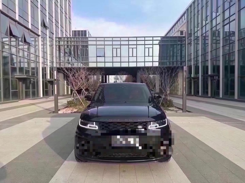 青岛18年路虎揽胜运动1