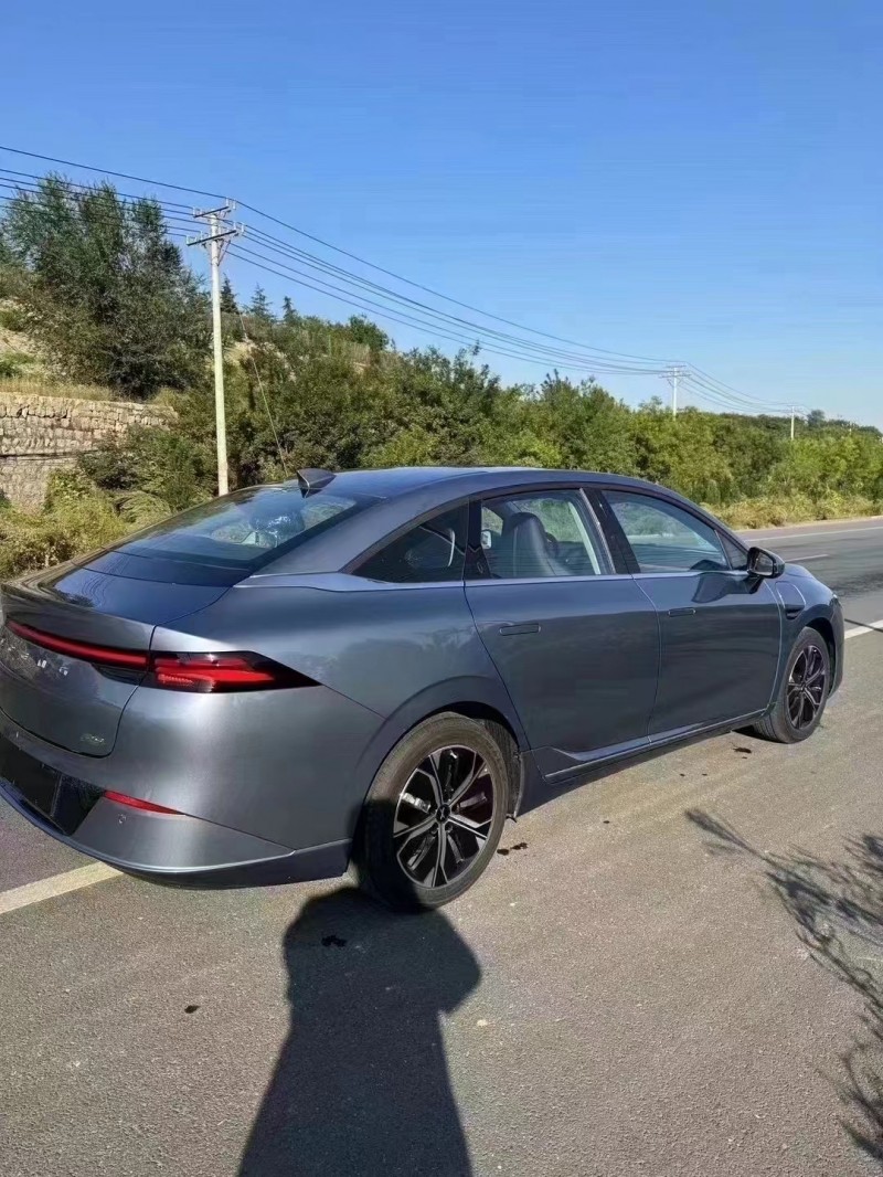 邯鄲24年小鵬汽車P58