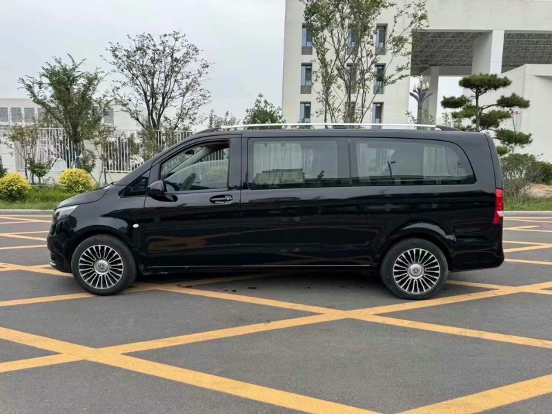 济宁19年奔驰威霆7