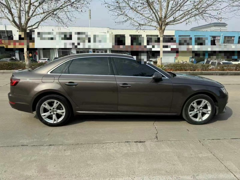 济宁18年奥迪A4L7