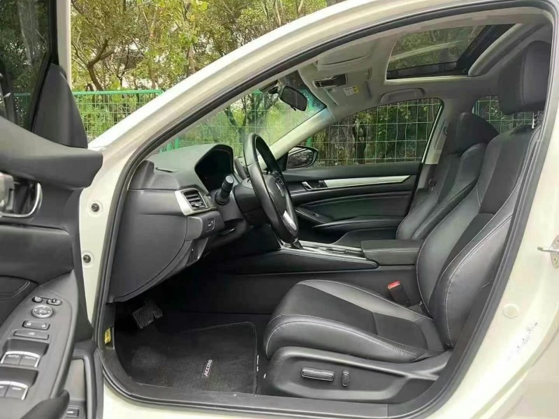 广州20年本田雅阁6