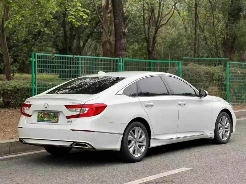 广州20年本田雅阁9