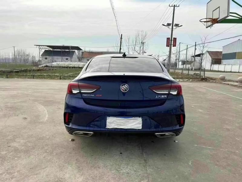 徐州21年别克君威6