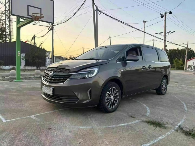 徐州21年别克GL82