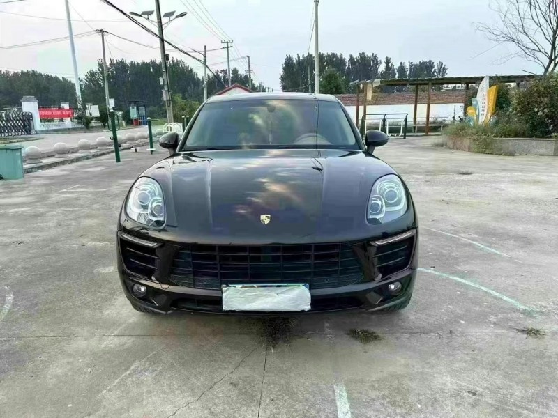 徐州15年保时捷Macan1