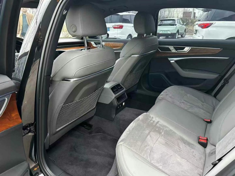 徐州23年奥迪A6L6