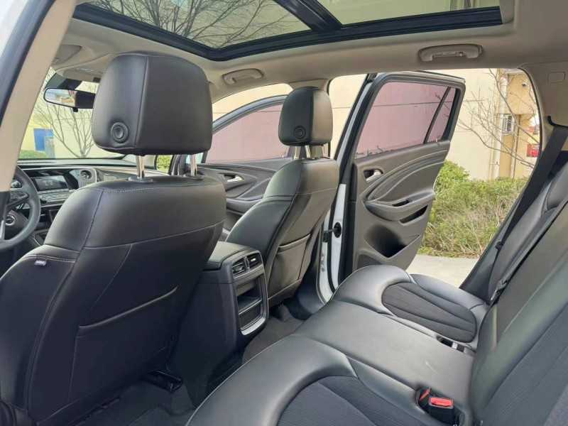 徐州17年别克昂科威8