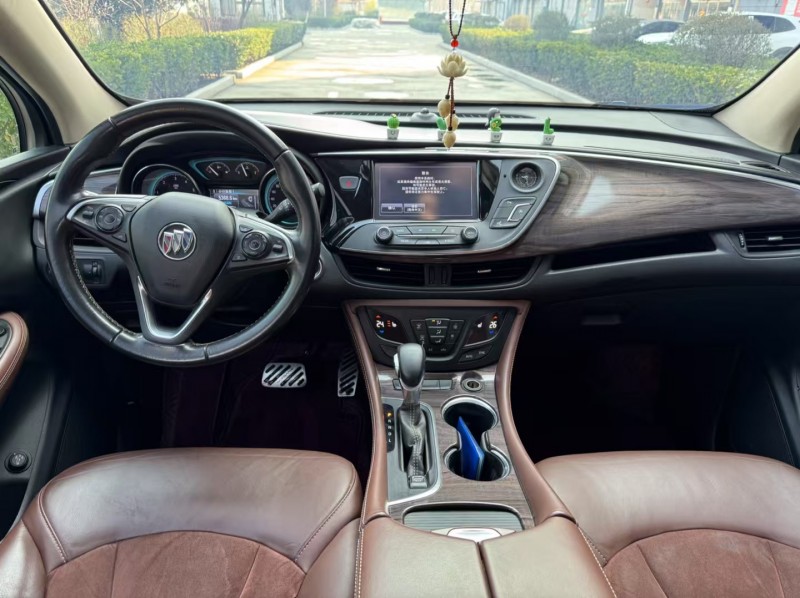 济宁17年别克昂科威4