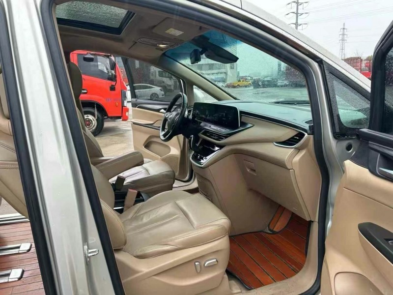 徐州20年别克GL86