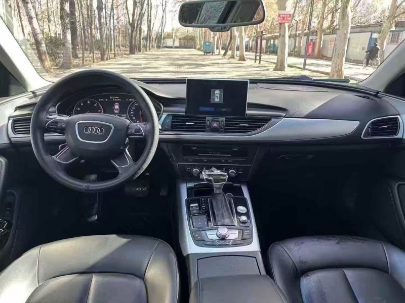 济宁15年奥迪A4L4