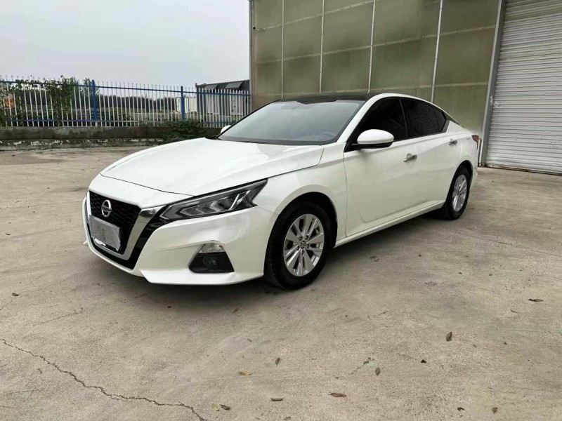 徐州19年日產天籟2