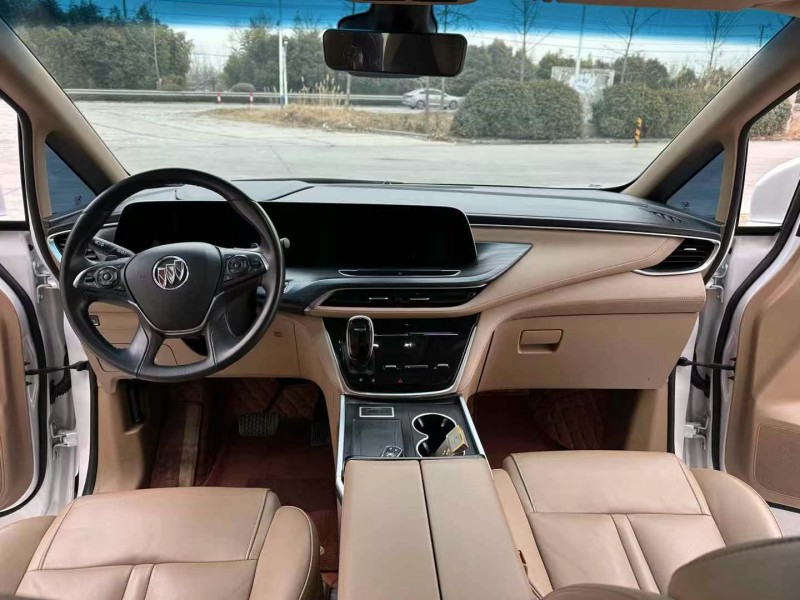 徐州21年别克GL84