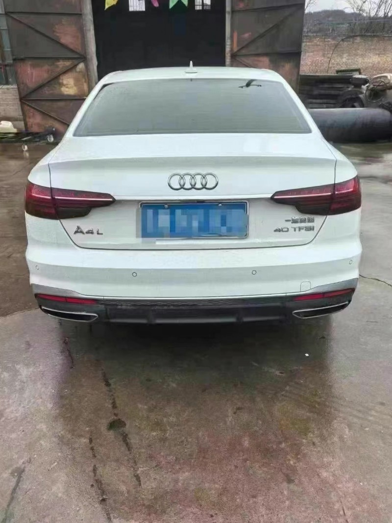 陽泉22年奧迪A4L9