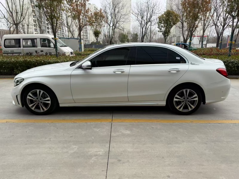 济宁20年奔驰C8