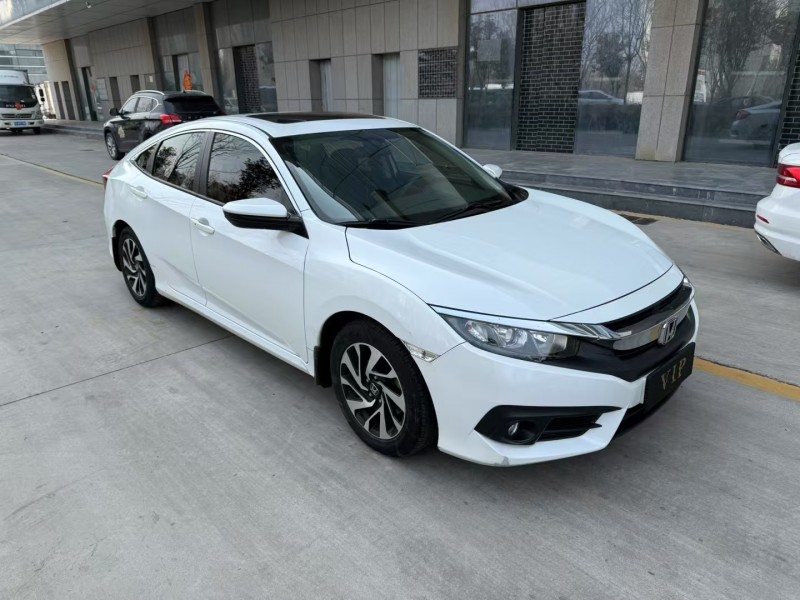 济宁18年本田思域2