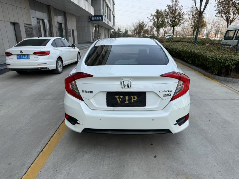 济宁18年本田思域9