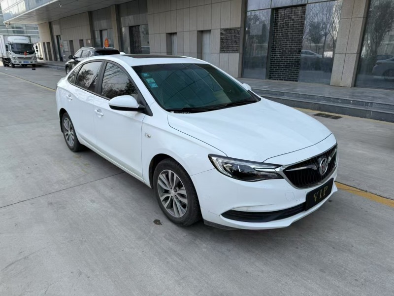 济宁19年别克英朗2