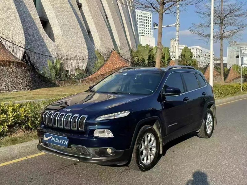 深圳18年Jeep自由光3