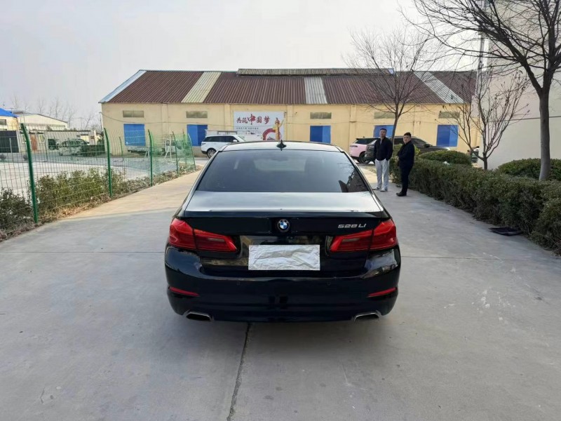 徐州17年宝马5系9