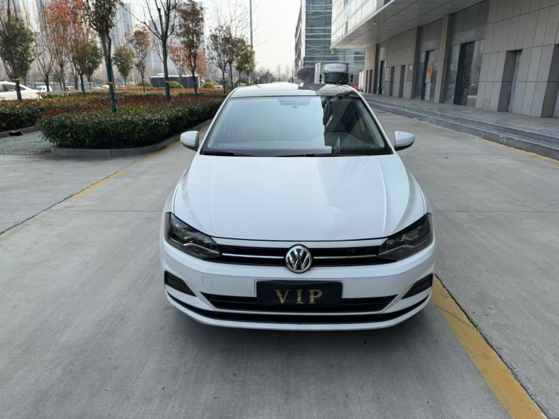 济宁21年大众polo1