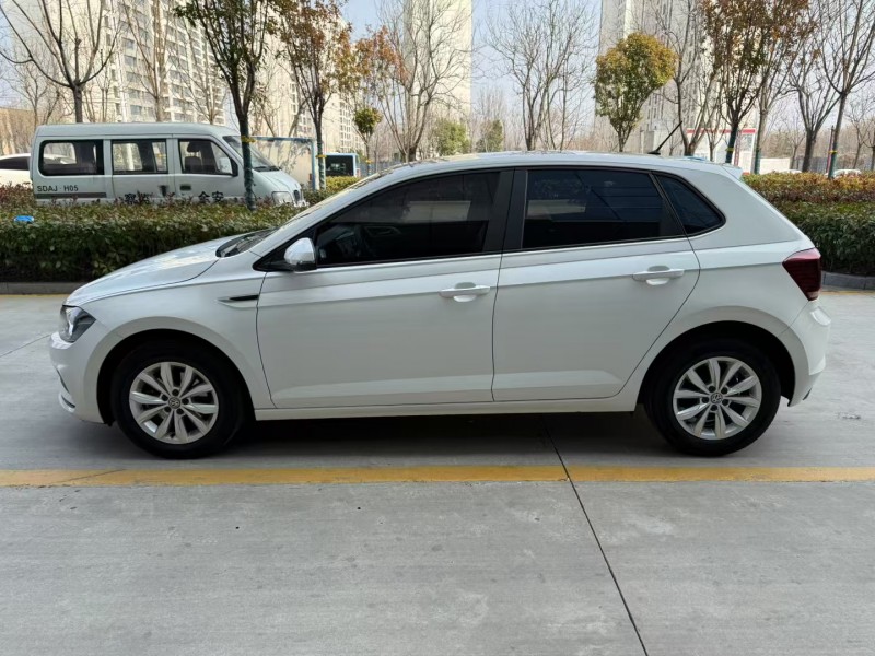 济宁21年大众polo8