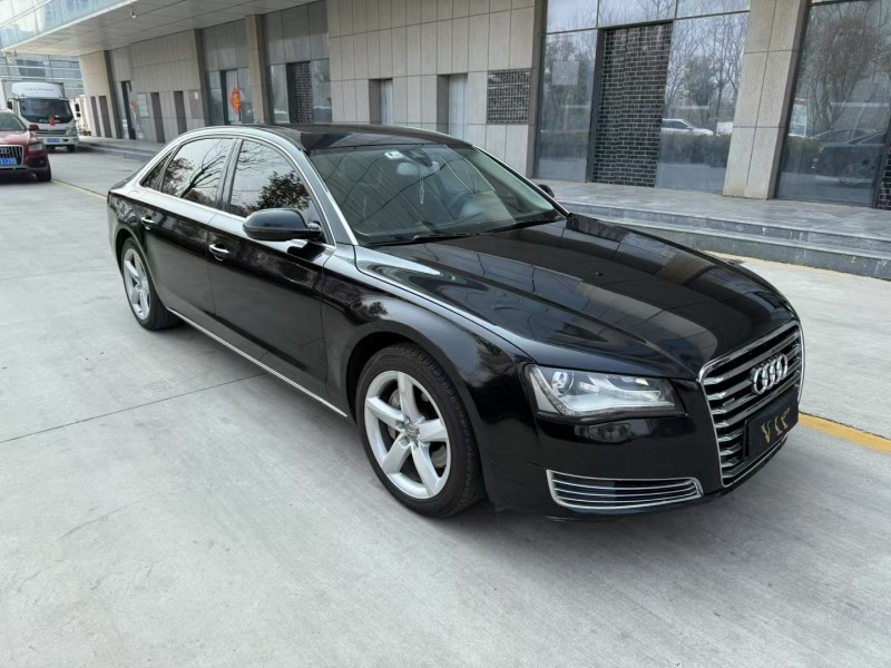 济宁12年奥迪A8L2