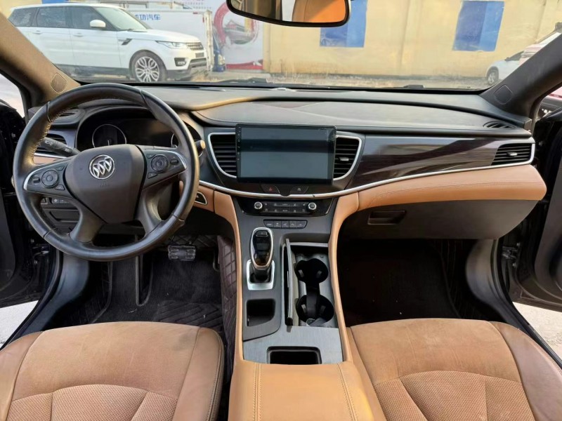 徐州20年别克君越7