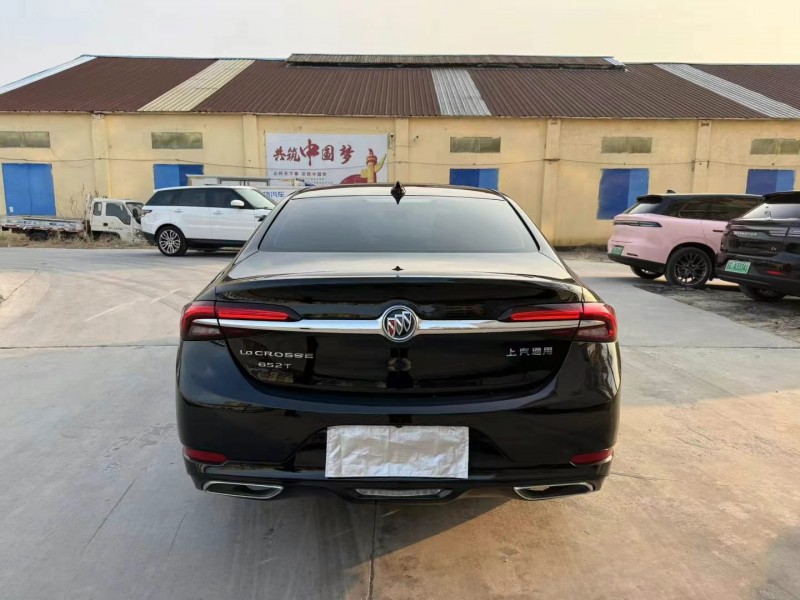 徐州20年别克君越9