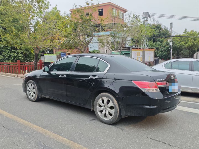 广州11年本田雅阁6