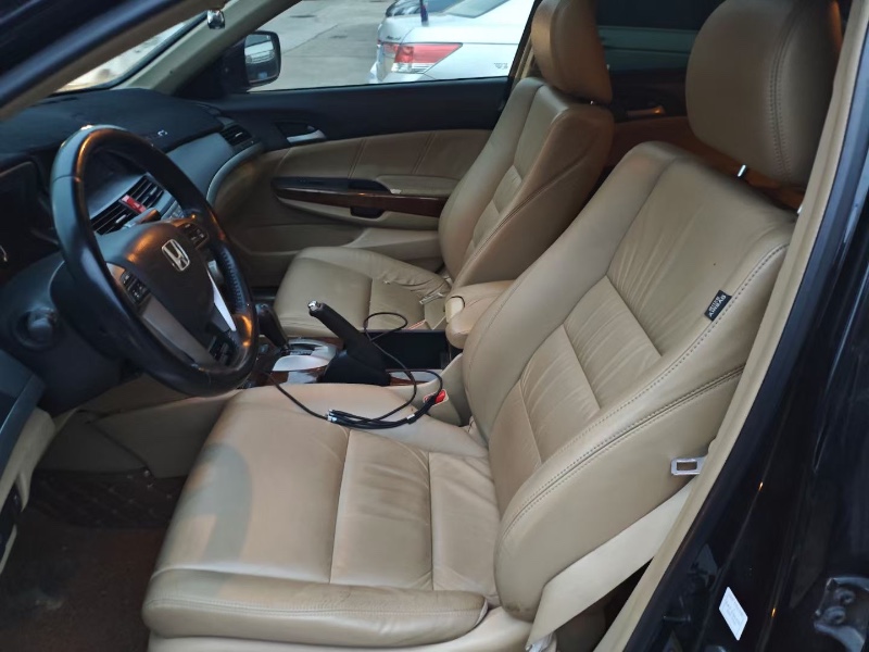 广州11年本田雅阁9