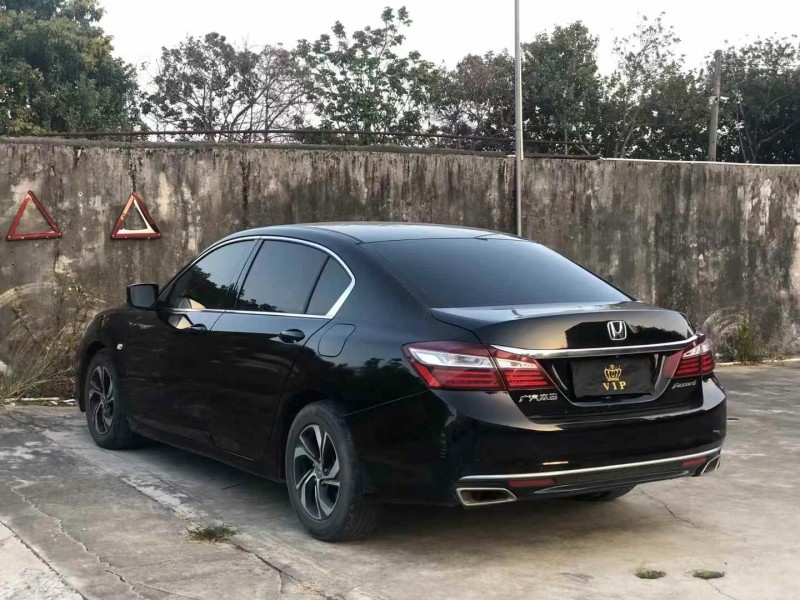 广州18年本田雅阁3