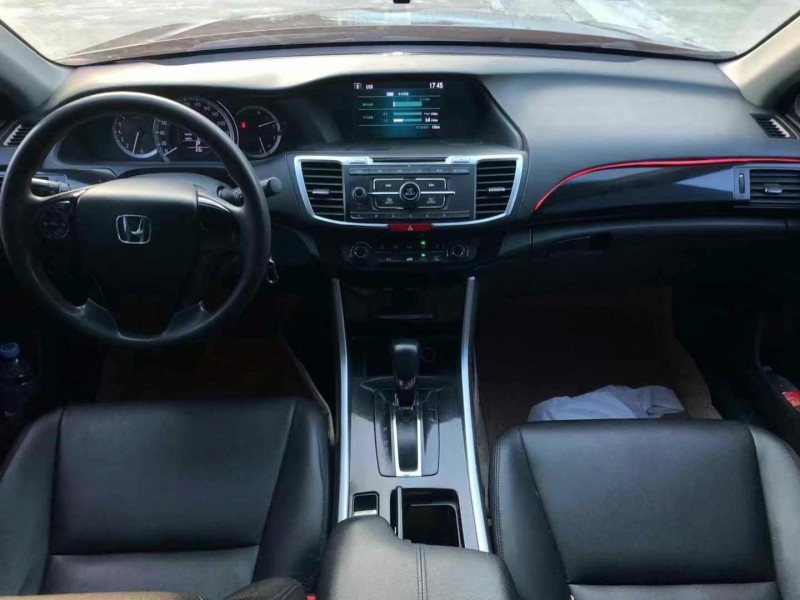 广州18年本田雅阁8