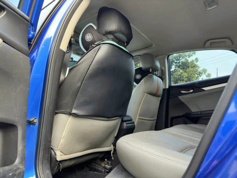 广州17年本田思域4