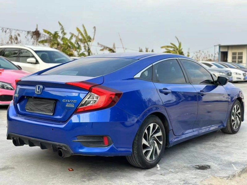 广州17年本田思域5