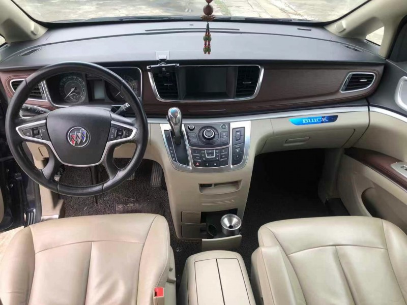 广州17年别克GL89