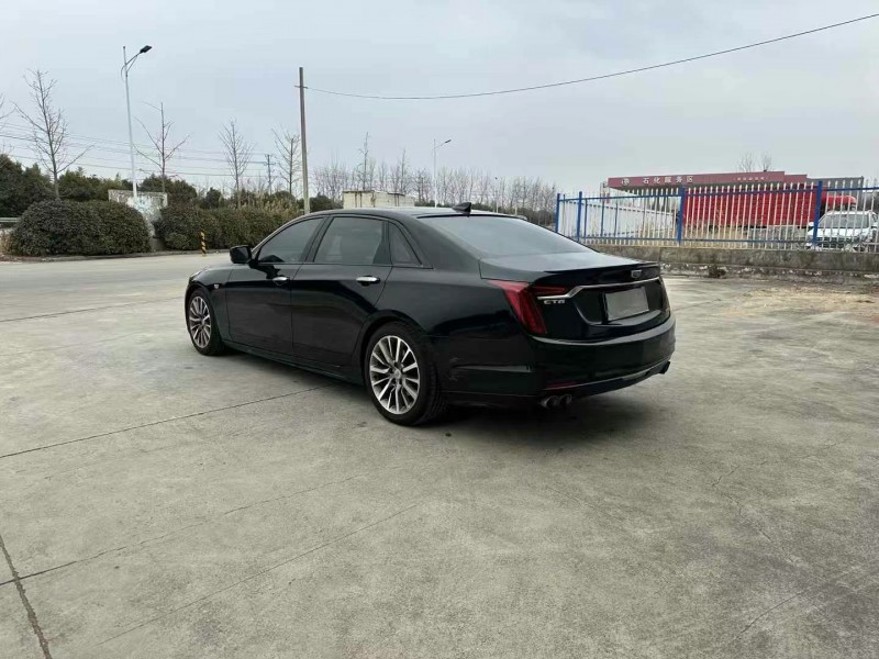 徐州20年凱迪拉克CT67