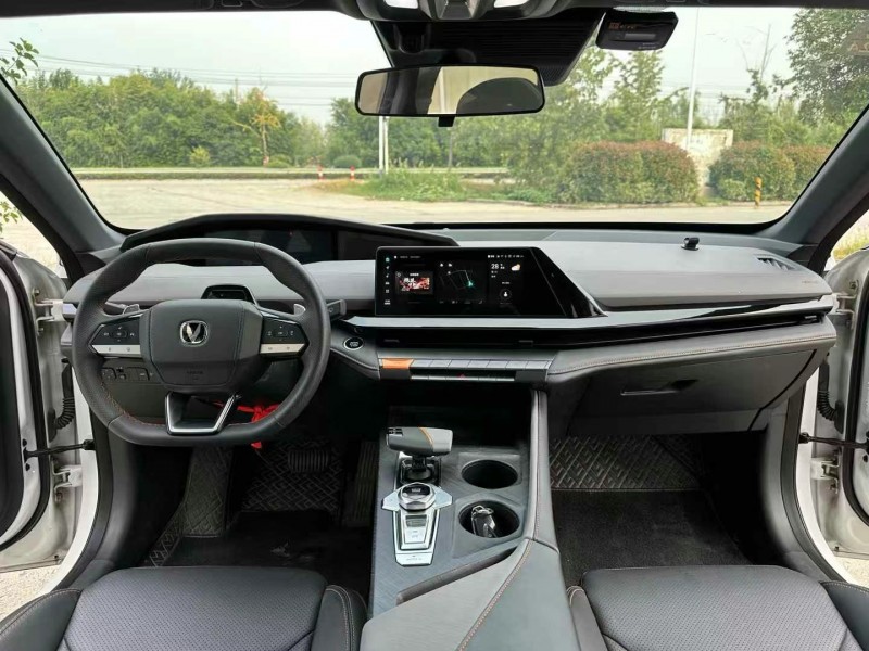 徐州22年長安汽車UNI5