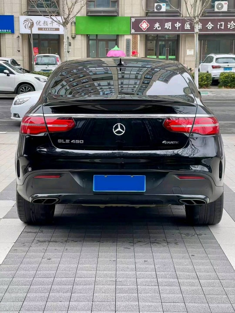 徐州17年奔驰GLE9