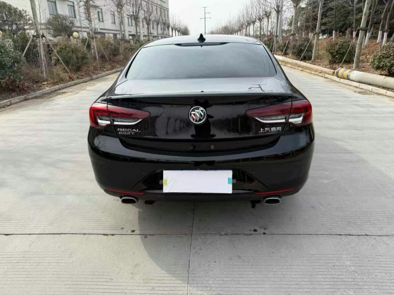 徐州22年别克君威5