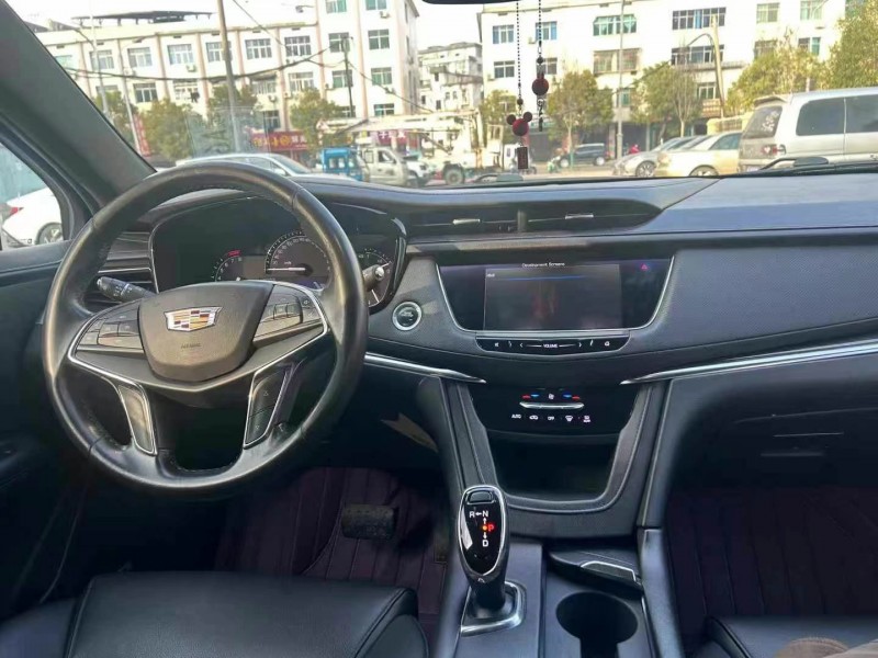 宜春18年凱迪拉克XT53