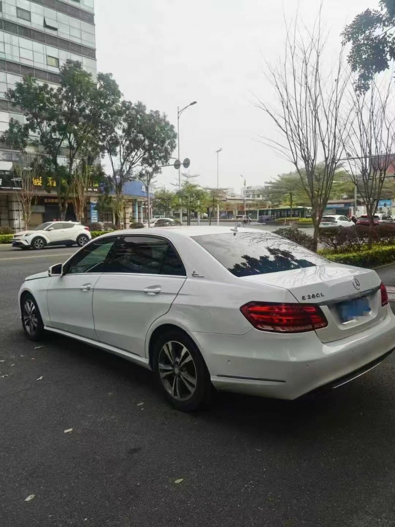 广州13年奔驰E4