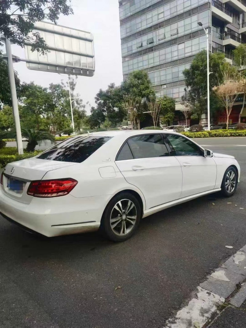 广州13年奔驰E6