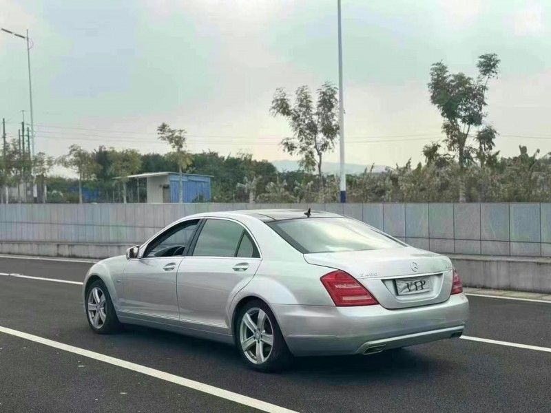 广州10年奔驰S9
