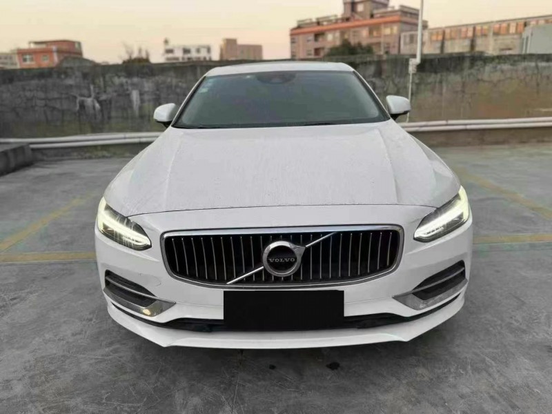 龍巖20年沃爾沃S901
