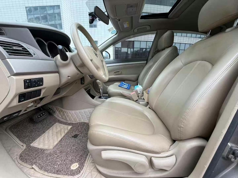 佛山18年日產軒逸8