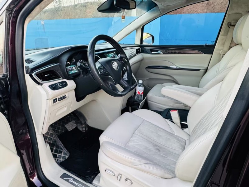 青岛17年别克GL86