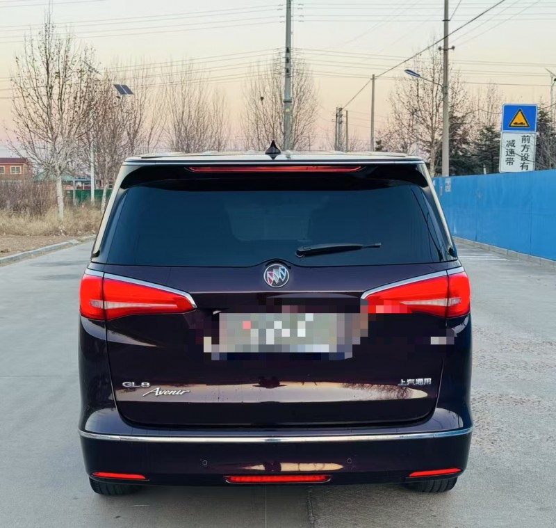 青岛17年别克GL89