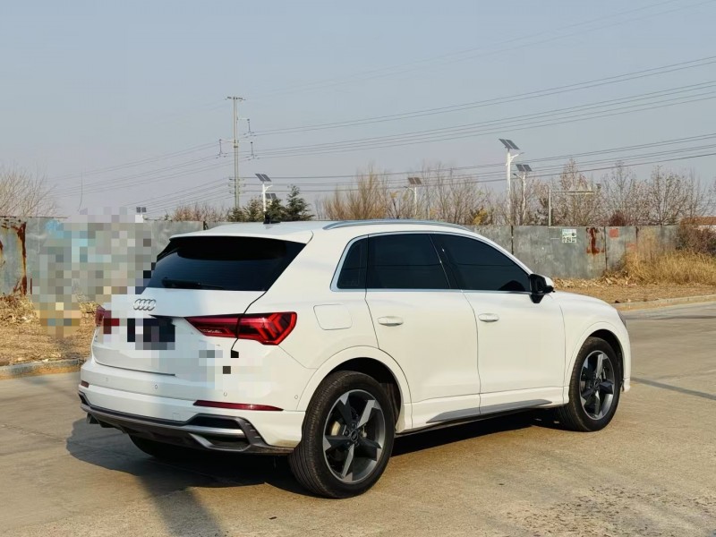 青岛23年奥迪Q38